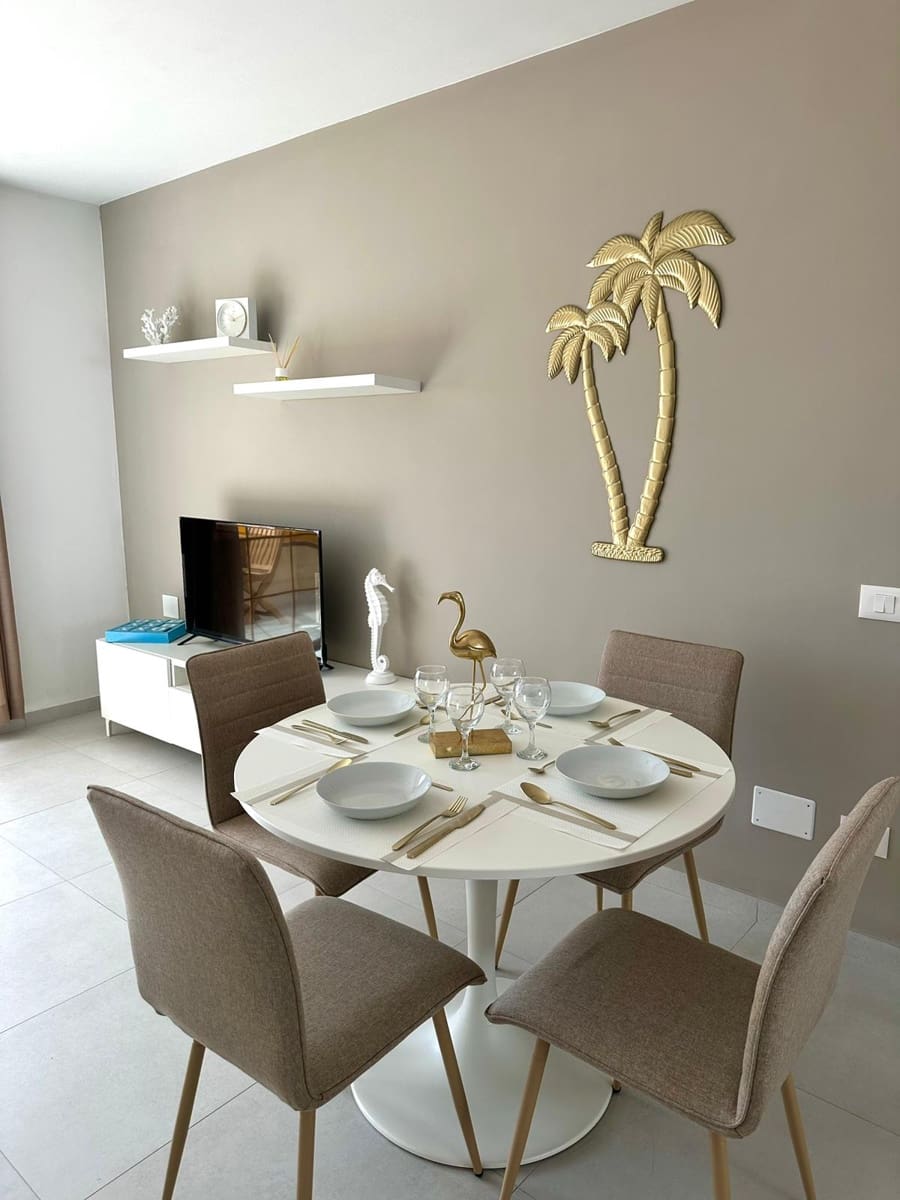 2 bedroom Penthouse for sale in Costa Adeje with pool - € 355,000 (Ref: 9586828)