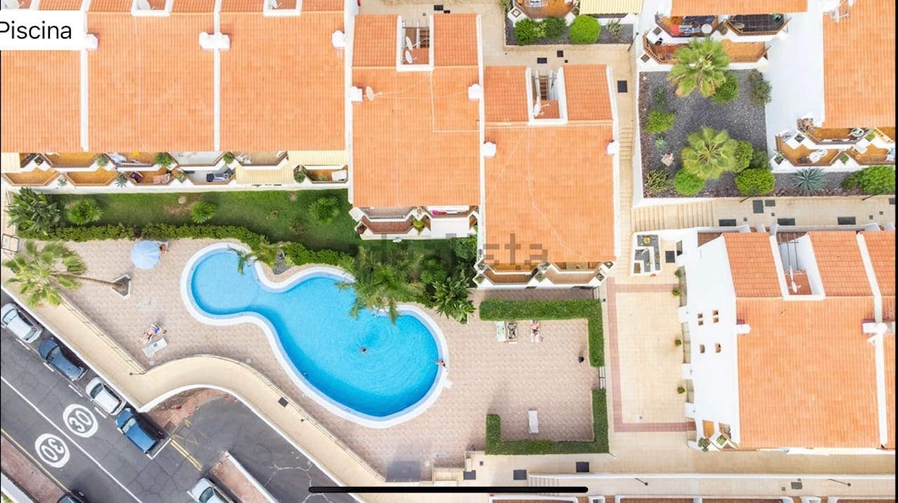 2 bedroom Penthouse for sale in Costa Adeje with pool - € 355,000 (Ref: 9586828)