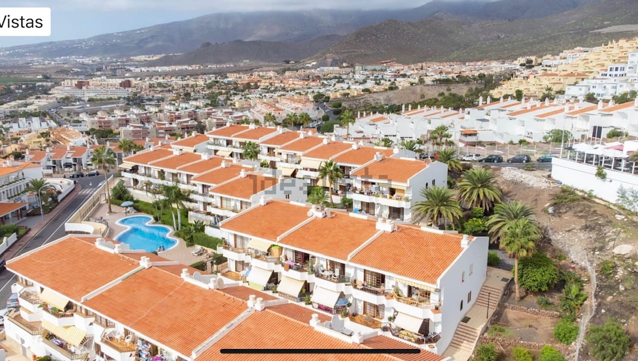 2 bedroom Penthouse for sale in Costa Adeje with pool - € 355,000 (Ref: 9586828)