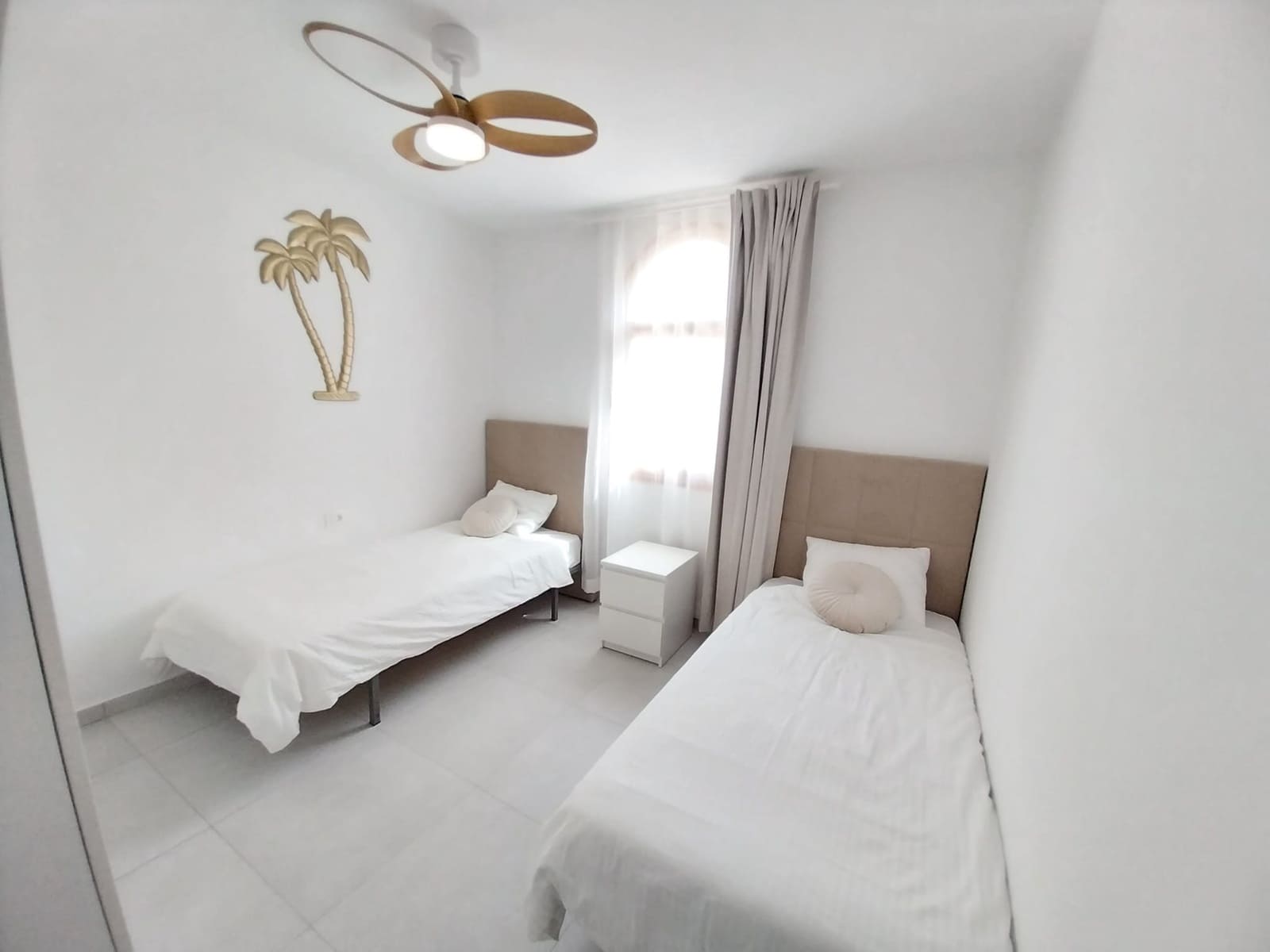 2 bedroom Penthouse for sale in Costa Adeje with pool - € 355,000 (Ref: 9586828)