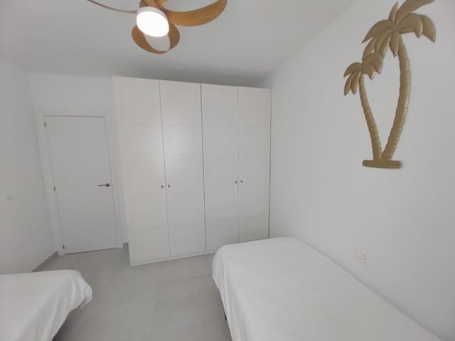 2 soveværelse Penthouse til salg i Torviscas Centro y Alto, Adeje med swimmingpool - € 355.000 (Ref: 9586828)