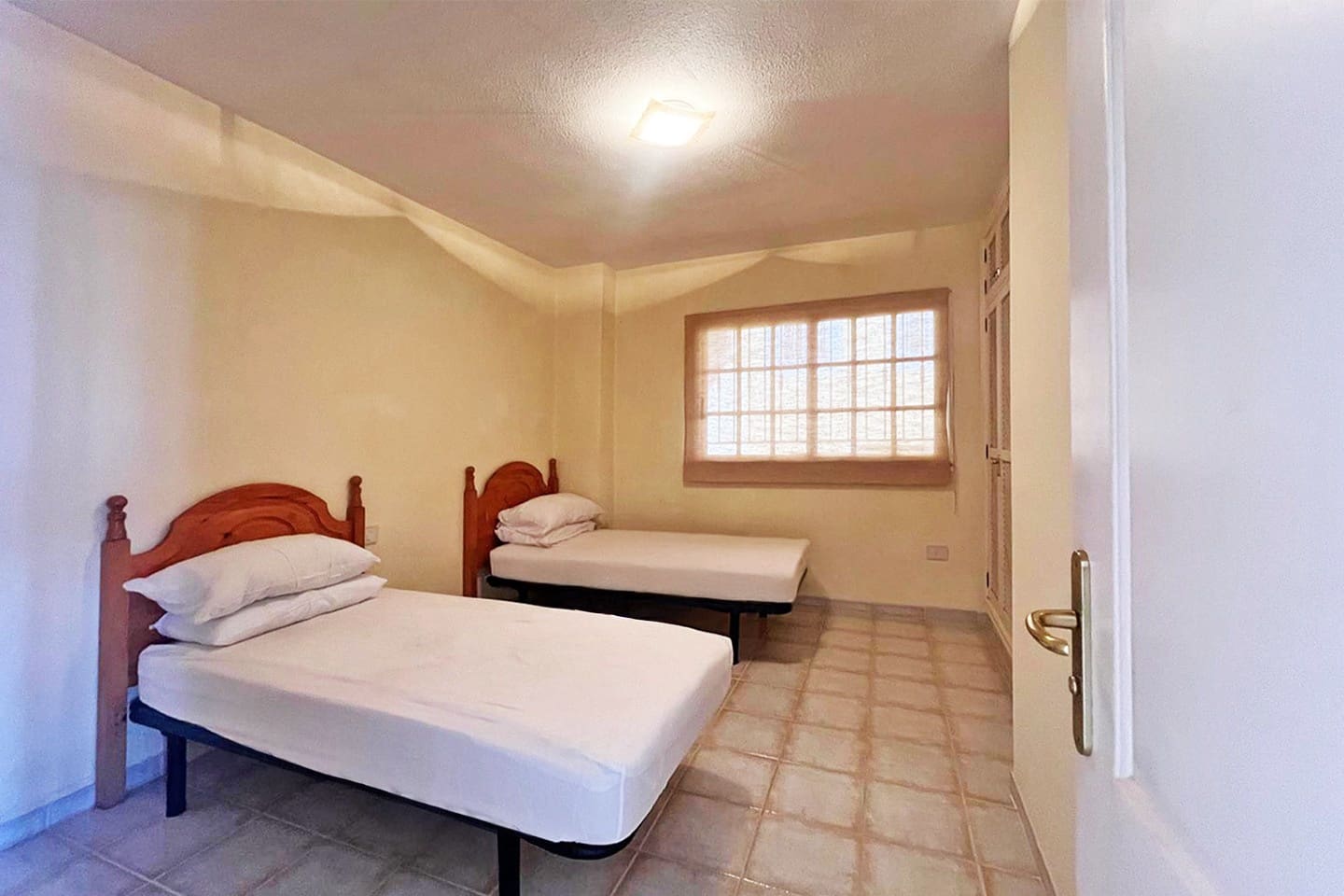 2 slaapkamer Appartement te koop in Costa Adeje met zwembad - € 479.000 (Ref: 9588050)