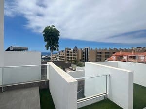 5 soverom Hus til salgs i Playa del Duque med svømmebasseng garasje - € 2 930 000 (Ref: 9588062)