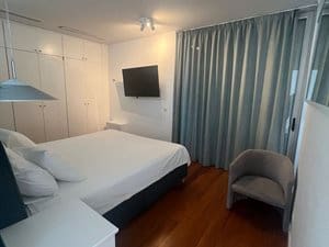 5 soverom Hus til salgs i Playa del Duque, Adeje med svømmebasseng garasje - € 2 930 000 (Ref: 9588062)