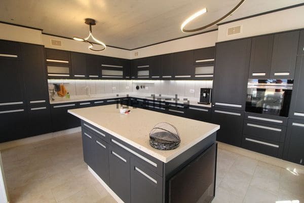 Casa de 3 habitaciones en Callao Salvaje - Playa Paraíso, Adeje en venta con piscina - 1.312.000 € (Ref: 9588420)