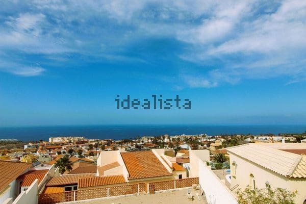 Casa de 3 habitaciones en Callao Salvaje - Playa Paraíso, Adeje en venta con piscina - 1.312.000 € (Ref: 9588420)