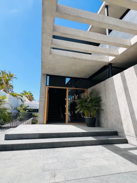 5 sovrum Villa till salu i Adeje med pool garage - 5 500 000 € (Ref: 9592181)