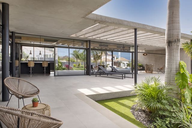 5 soveværelse Villa til salg i Callao Salvaje - Playa Paraíso, Adeje med swimmingpool garage - € 5.500.000 (Ref: 9592181)