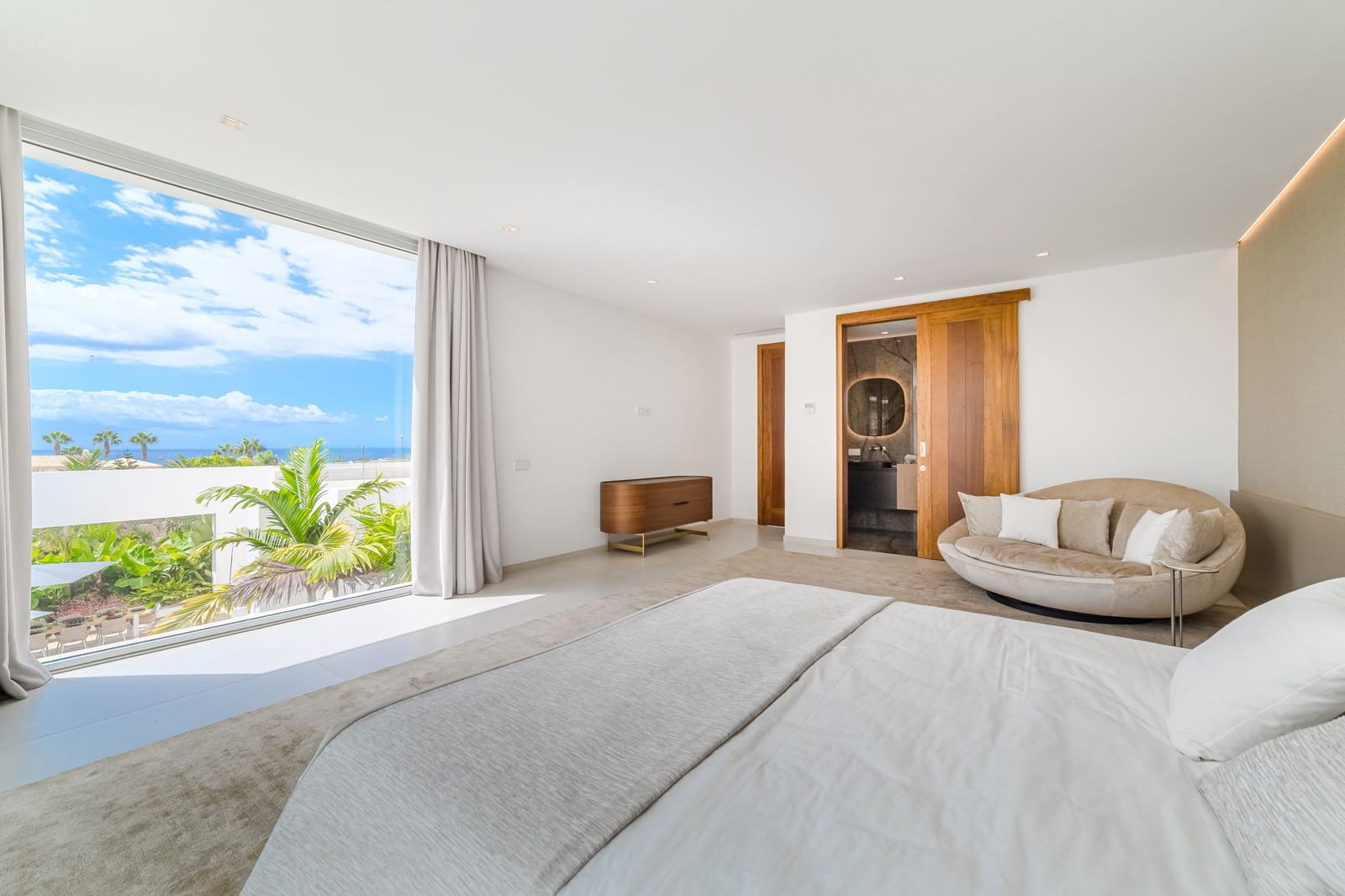 5 soveværelse Villa til salg i La Caleta Adeje med swimmingpool - € 6.150.000 (Ref: 9593062)