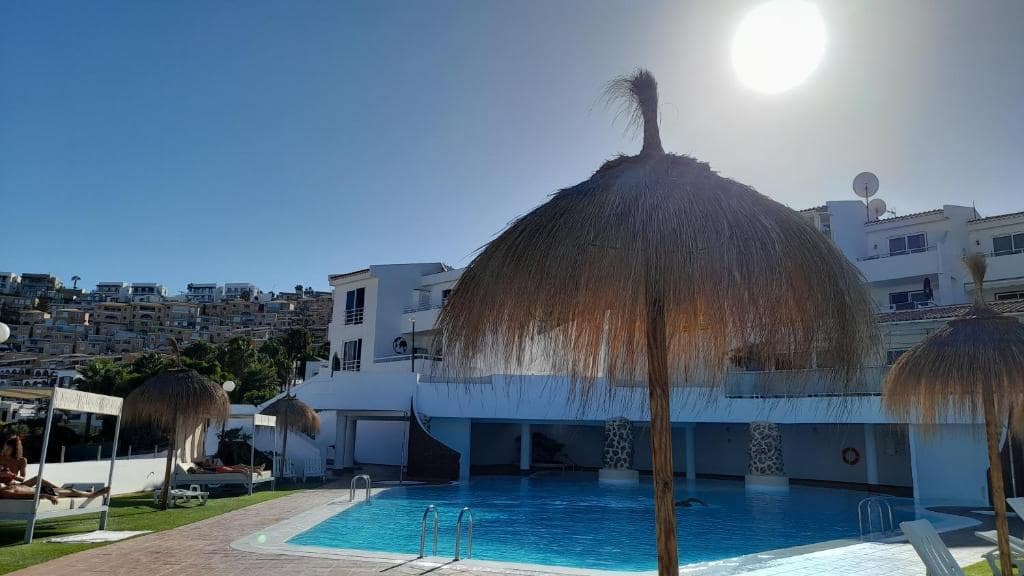 Lägenhet till salu i Adeje med pool - 210 000 € (Ref: 9598079)