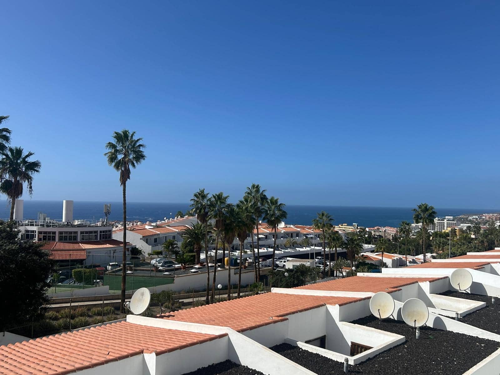 Lägenhet till salu i Adeje med pool - 210 000 € (Ref: 9598079)