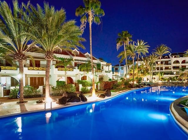 1 soveværelse Lejlighed til leje i Playa de las Americas, Arona med swimmingpool - € 3.000 (Ref: 9669587)