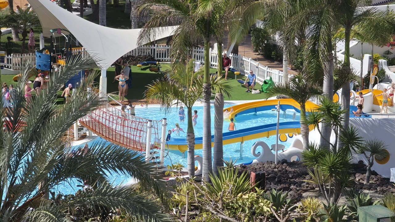 1 bedroom Flat for rent in Arona with pool - € 2,700 (Ref: 9669587)