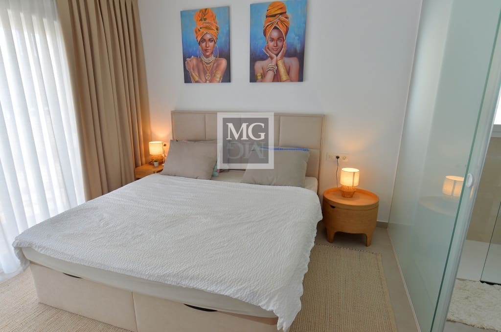 3 bedroom Semi-detached Villa for sale in Pilar de la Horadada with pool garage - € 575,000 (Ref: 9625153)