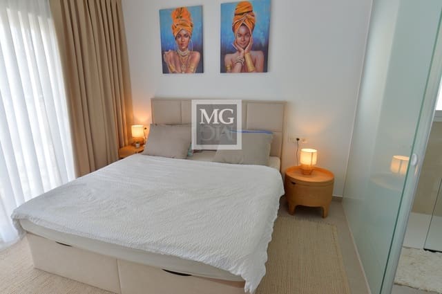 3 bedroom Semi-detached Villa for sale in Pilar de la Horadada ciudad, Pilar de la Horadada with pool garage - € 575,000 (Ref: 9625153)