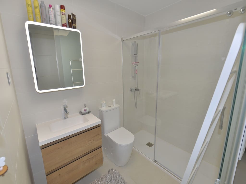 2 bedroom Apartment for sale in Pilar de la Horadada with pool garage - € 299,950 (Ref: 9683323)