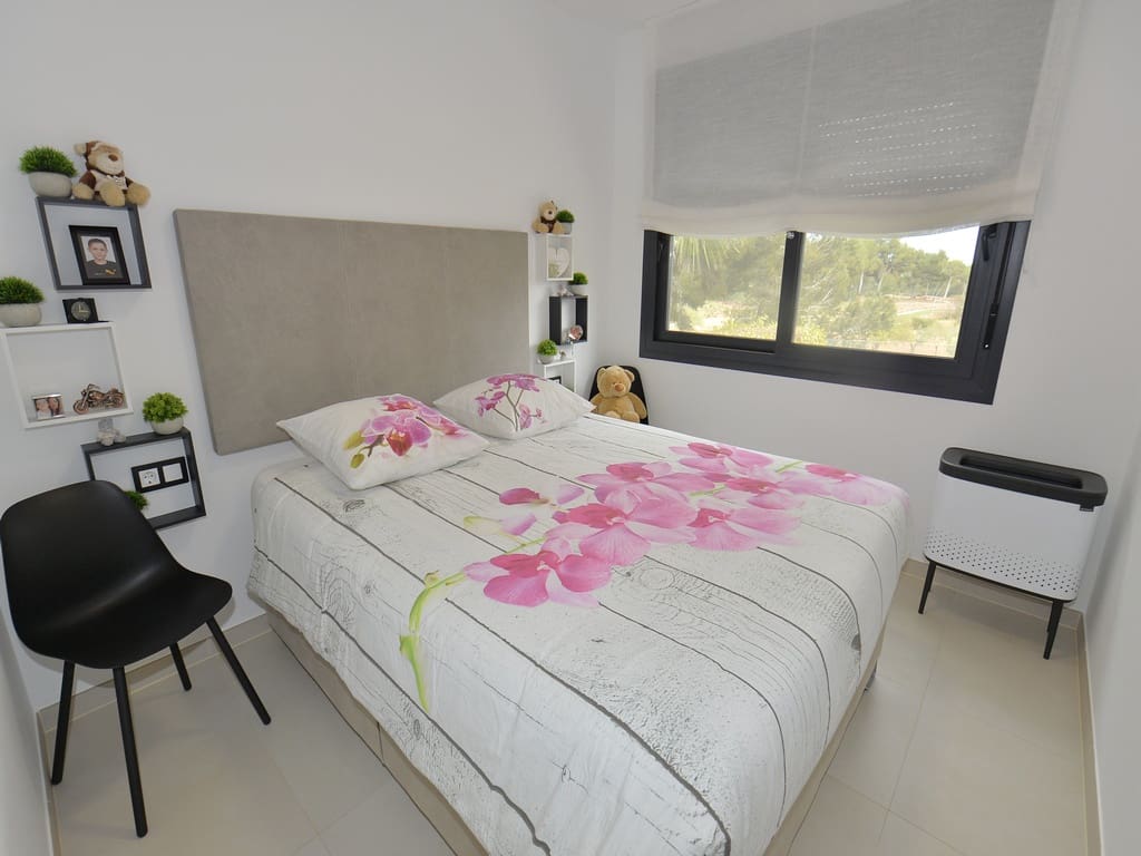 2 bedroom Apartment for sale in Pilar de la Horadada with pool garage - € 299,950 (Ref: 9683323)