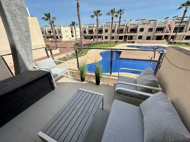 Apartamento de 2 habitaciones en Torre de la Horadada, Pilar de la Horadada en venta con piscina garaje - 235.000 € (Ref: 9797373)