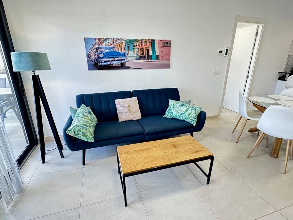 2 makuuhuone Huoneisto myytävänä paikassa Playa Flamenca mukana uima-altaan 
autotalli - 385 000 € (Ref: 9805800)