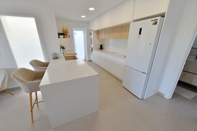 3 quarto Moradia Geminada para venda em Pilar de la Horadada ciudad, Pilar de la Horadada com piscina garagem - 528 000 € (Ref: 9838191)