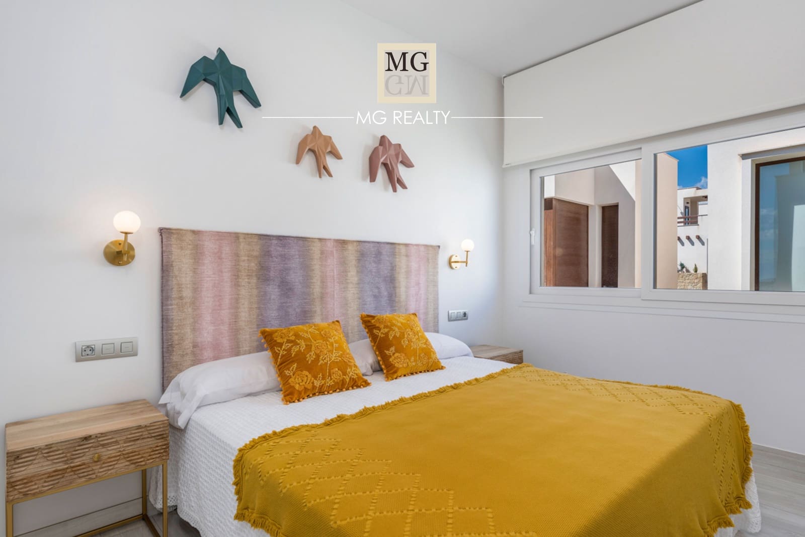3 bedroom Villa for sale in Los Montesinos with pool garage - € 485,000 (Ref: 9917605)