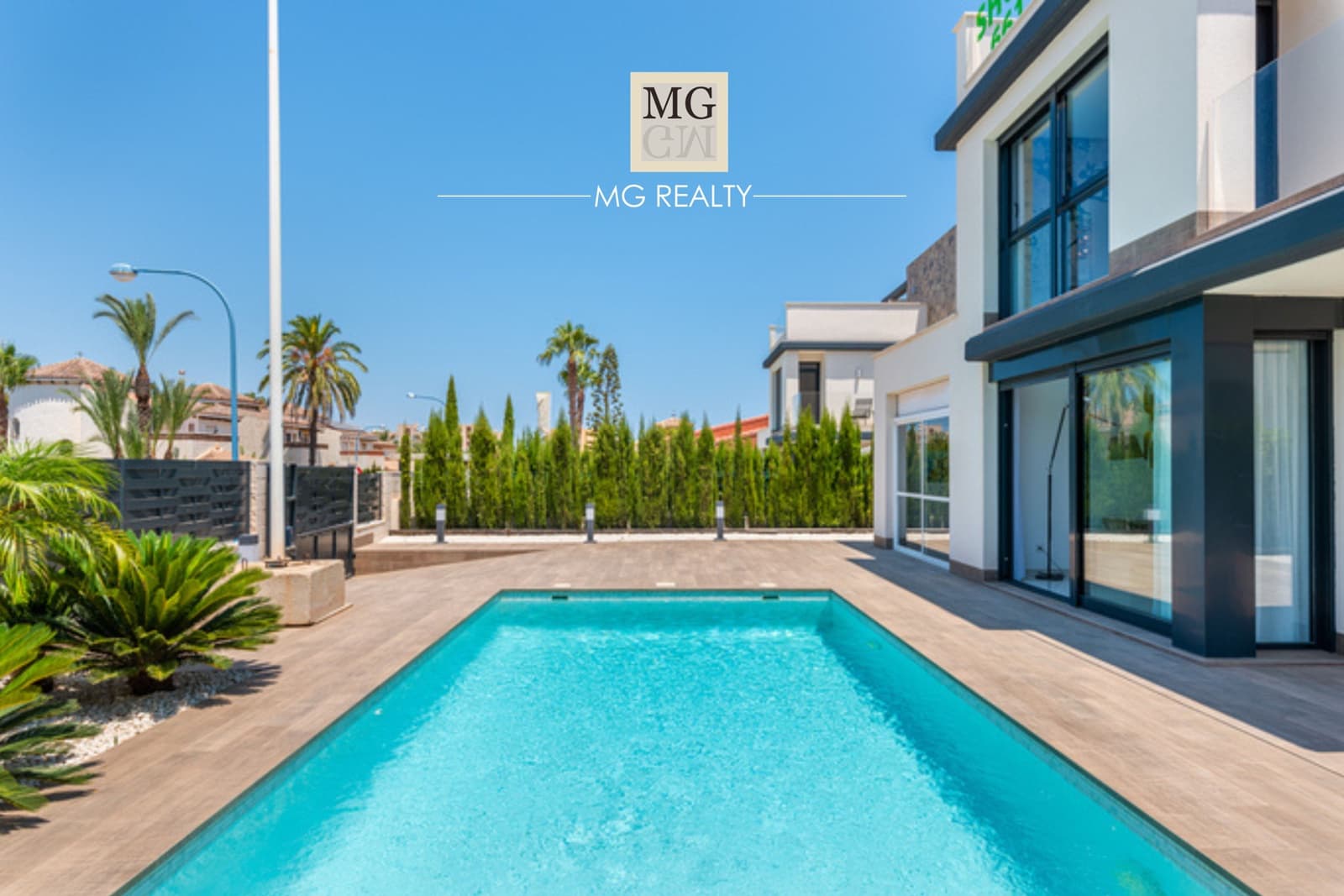3 chambre Villa/Maison à vendre à La Manga del Mar Menor avec piscine garage - 510 000 € (Ref: 9918912)
