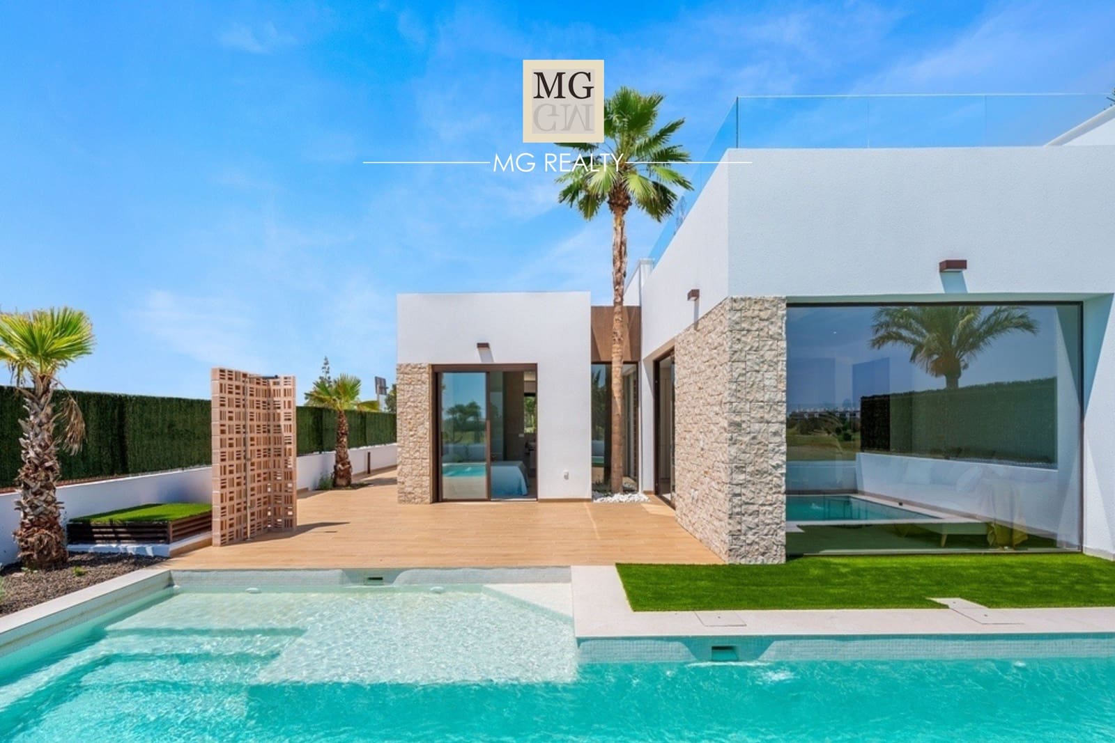 3 Zimmer Villa zu verkaufen in Los Alcazares mit Pool Garage - 638.990 € (Ref: 9923167)