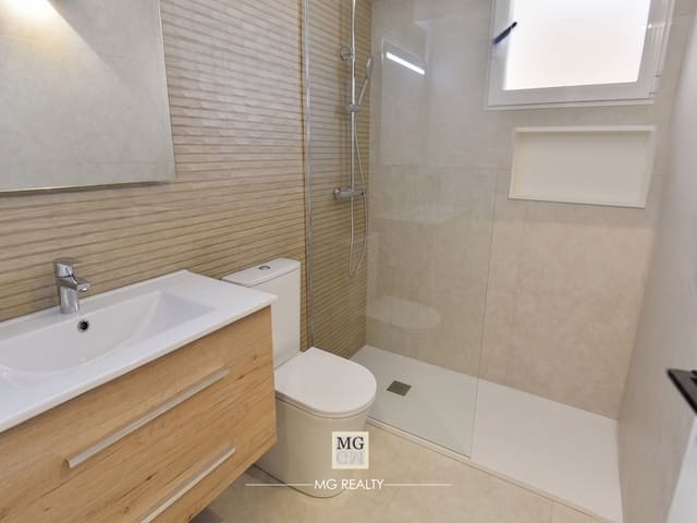 3 soveværelse Lejlighed til salg i Gaspar Perelló, Torrevieja med garage - € 229.000 (Ref: 9943229)