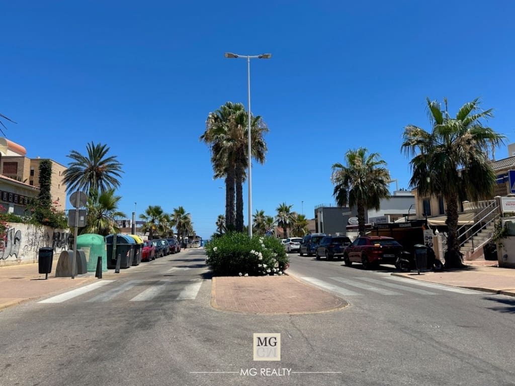 Apartamento de 3 habitaciones en La Mata en venta con garaje - 229.000 € (Ref: 9943229)