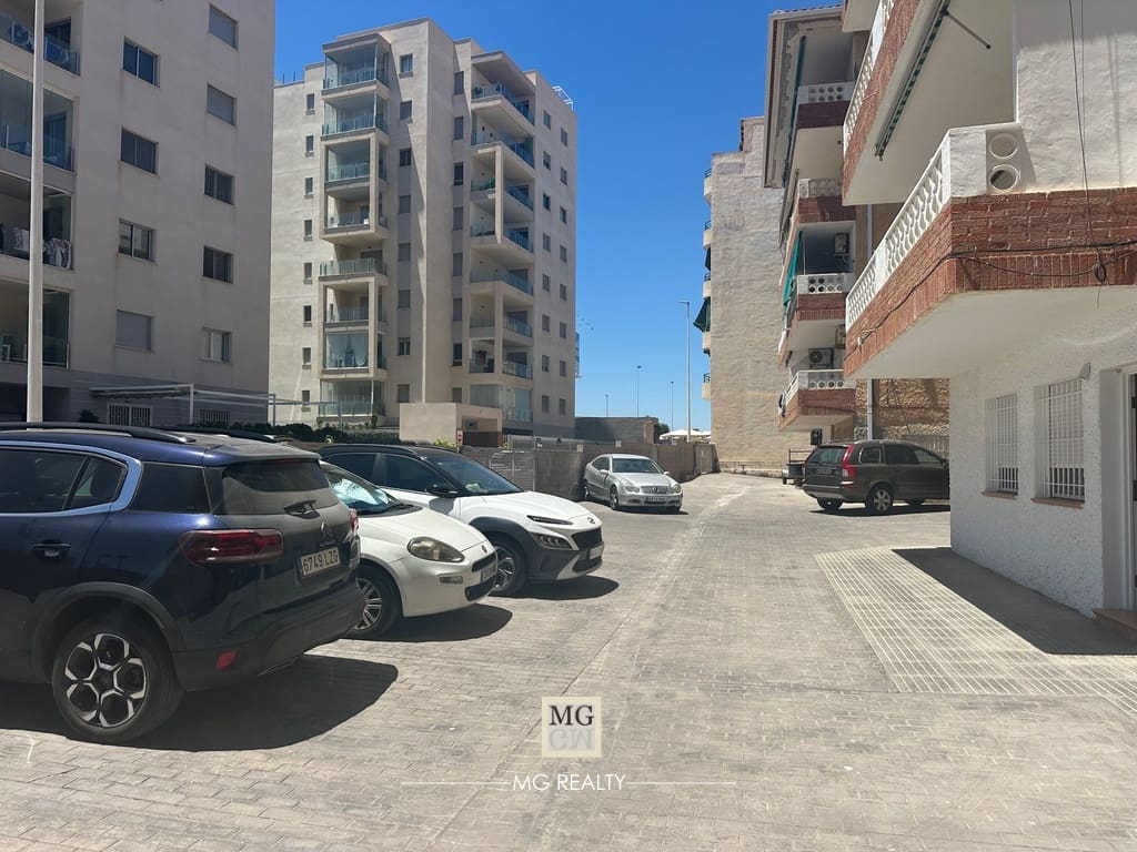 Apartamento de 3 habitaciones en La Mata en venta con garaje - 229.000 € (Ref: 9943229)