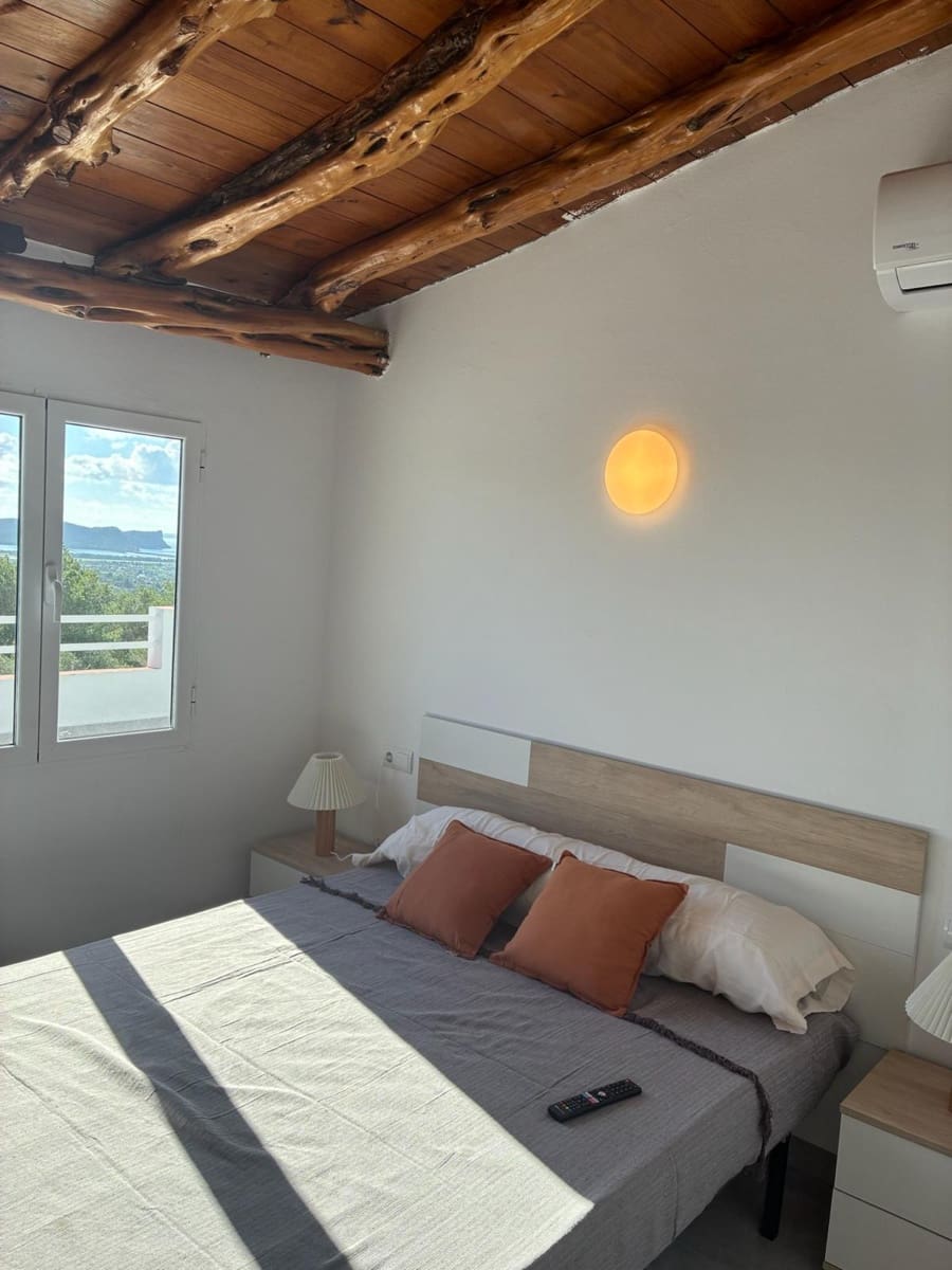 12 makuuhuone Huvila vuokrattavana paikassa San Jose / Sant Josep de Sa Talaia mukana uima-altaan 
autotalli - 12 500 € (Ref: 9603476)