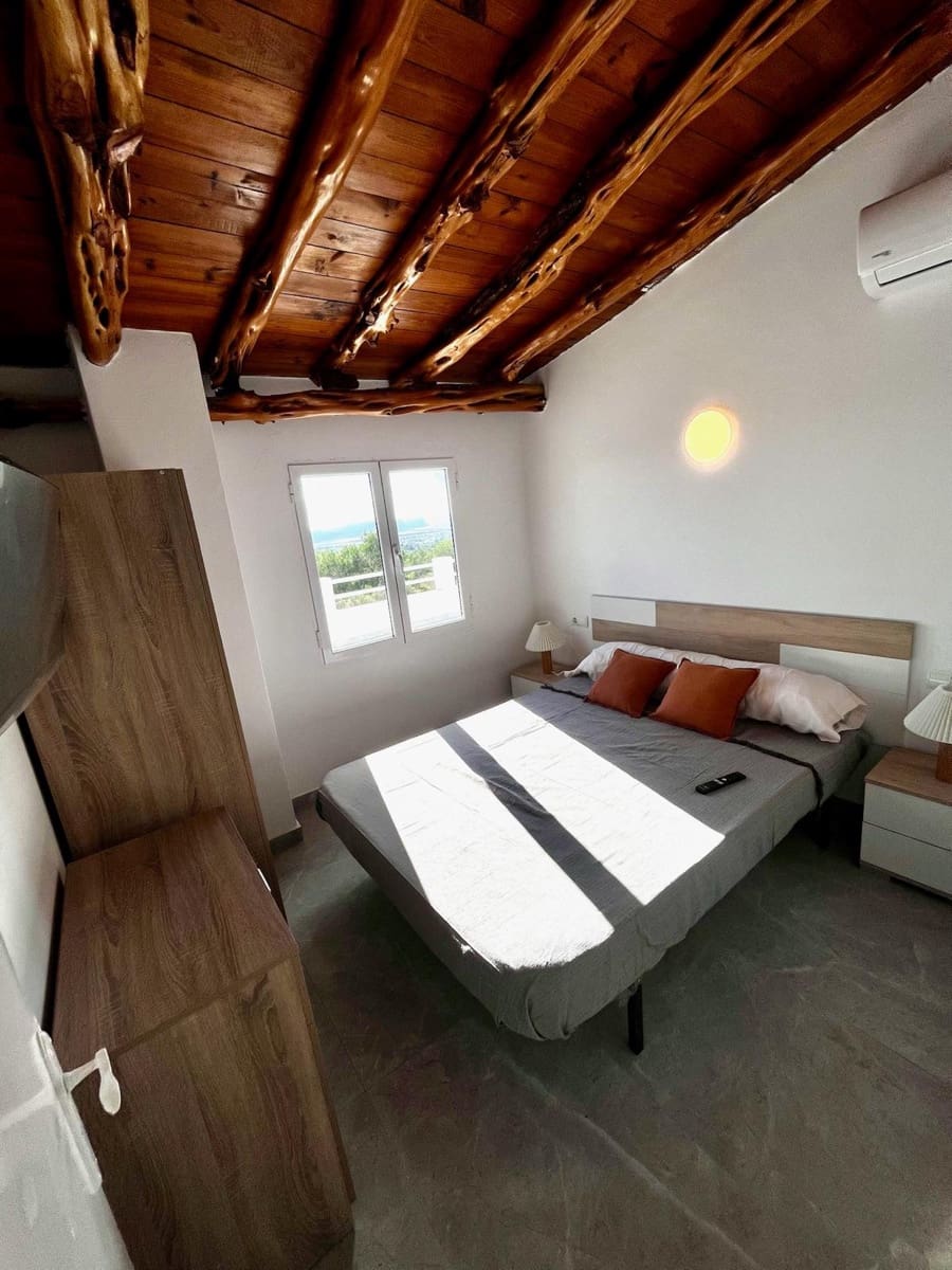 12 makuuhuone Huvila vuokrattavana paikassa San Jose / Sant Josep de Sa Talaia mukana uima-altaan 
autotalli - 12 500 € (Ref: 9603476)