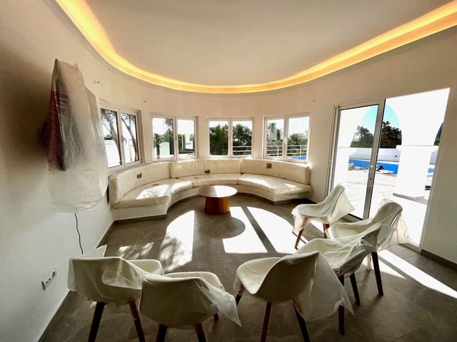 12 makuuhuone Huvila vuokrattavana paikassa San Jose / Sant Josep de Sa Talaia mukana uima-altaan 
autotalli - 12 500 € (Ref: 9603476)