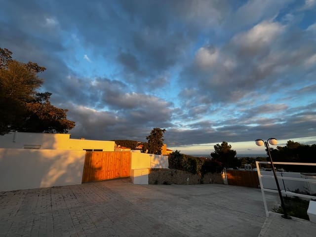 12 makuuhuone Huvila vuokrattavana paikassa San Jose / Sant Josep de Sa Talaia mukana uima-altaan 
autotalli - 12 500 € (Ref: 9603476)