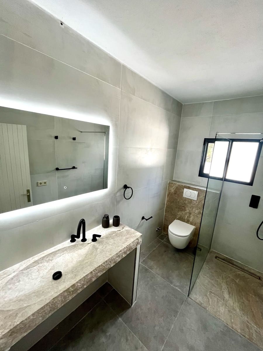 3 bedroom Townhouse for rent in San Jose / Sant Josep de Sa Talaia with pool garage - € 6,000 (Ref: 9603563)