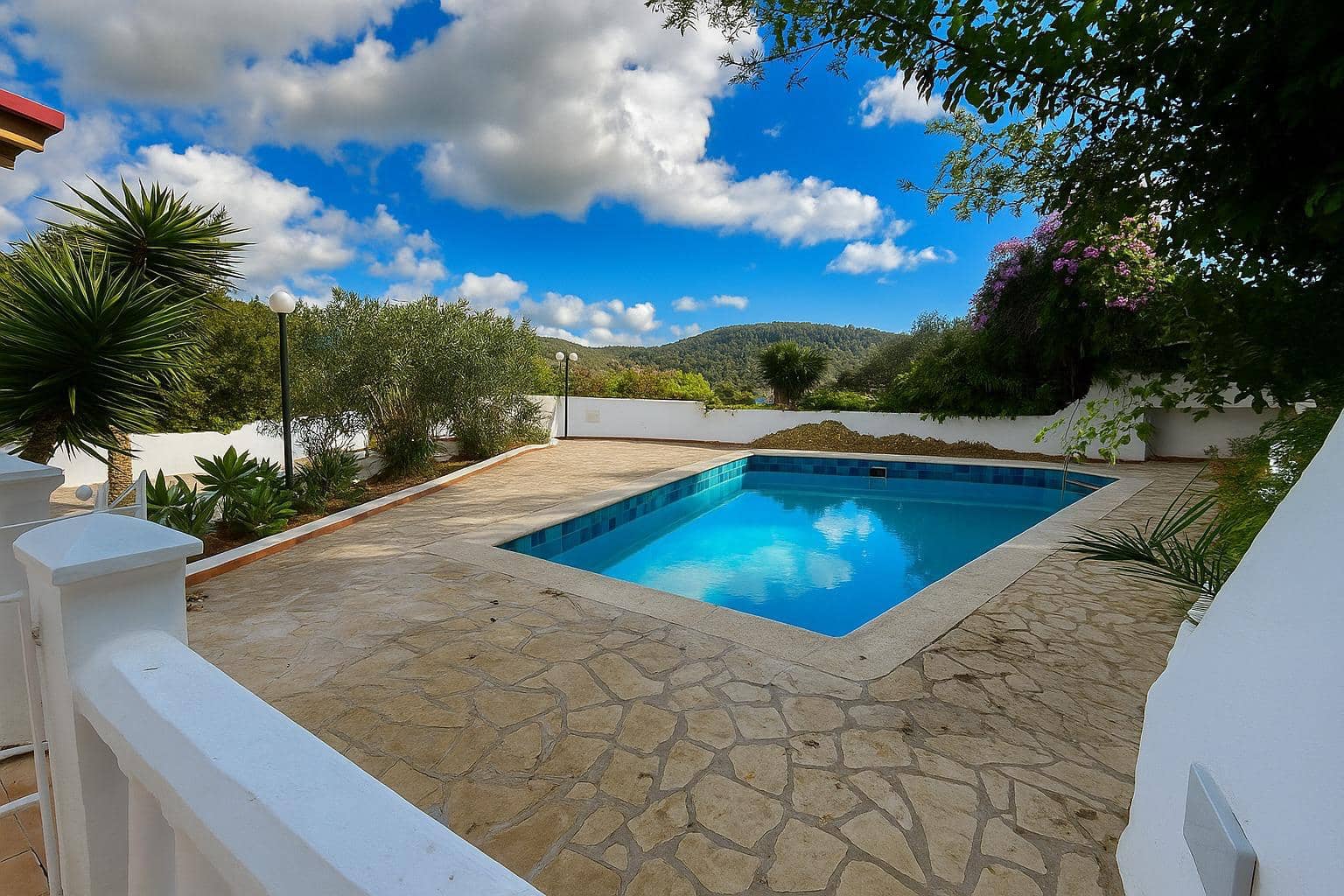 3 bedroom Townhouse for rent in San Jose / Sant Josep de Sa Talaia with pool garage - € 6,000 (Ref: 9603563)