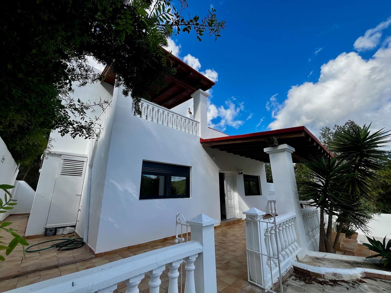 3 bedroom Townhouse for rent in San Jose / Sant Josep de Sa Talaia with pool garage - € 6,000 (Ref: 9603563)