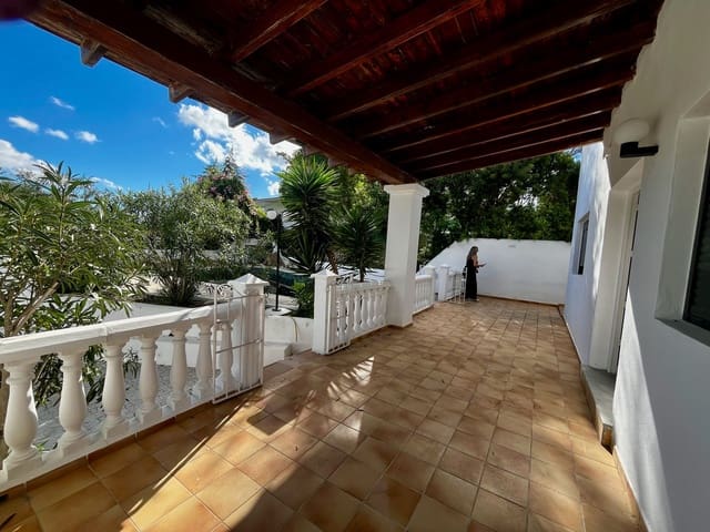 3 soveværelse Byhus til leje i San Jose / Sant Josep de Sa Talaia med swimmingpool garage - € 6.000 (Ref: 9603563)