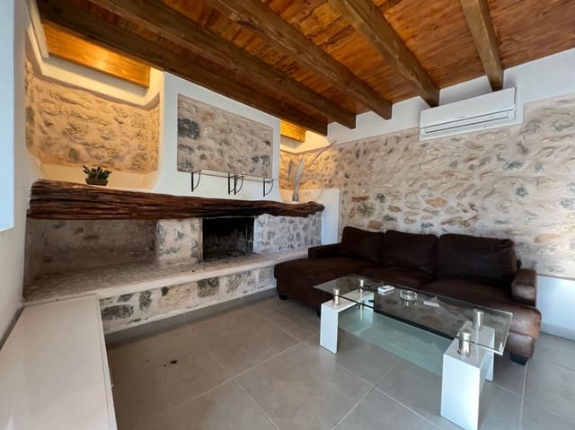 5 soveværelse Byhus til leje i Ibiza by med swimmingpool - € 6.200 (Ref: 9603564)