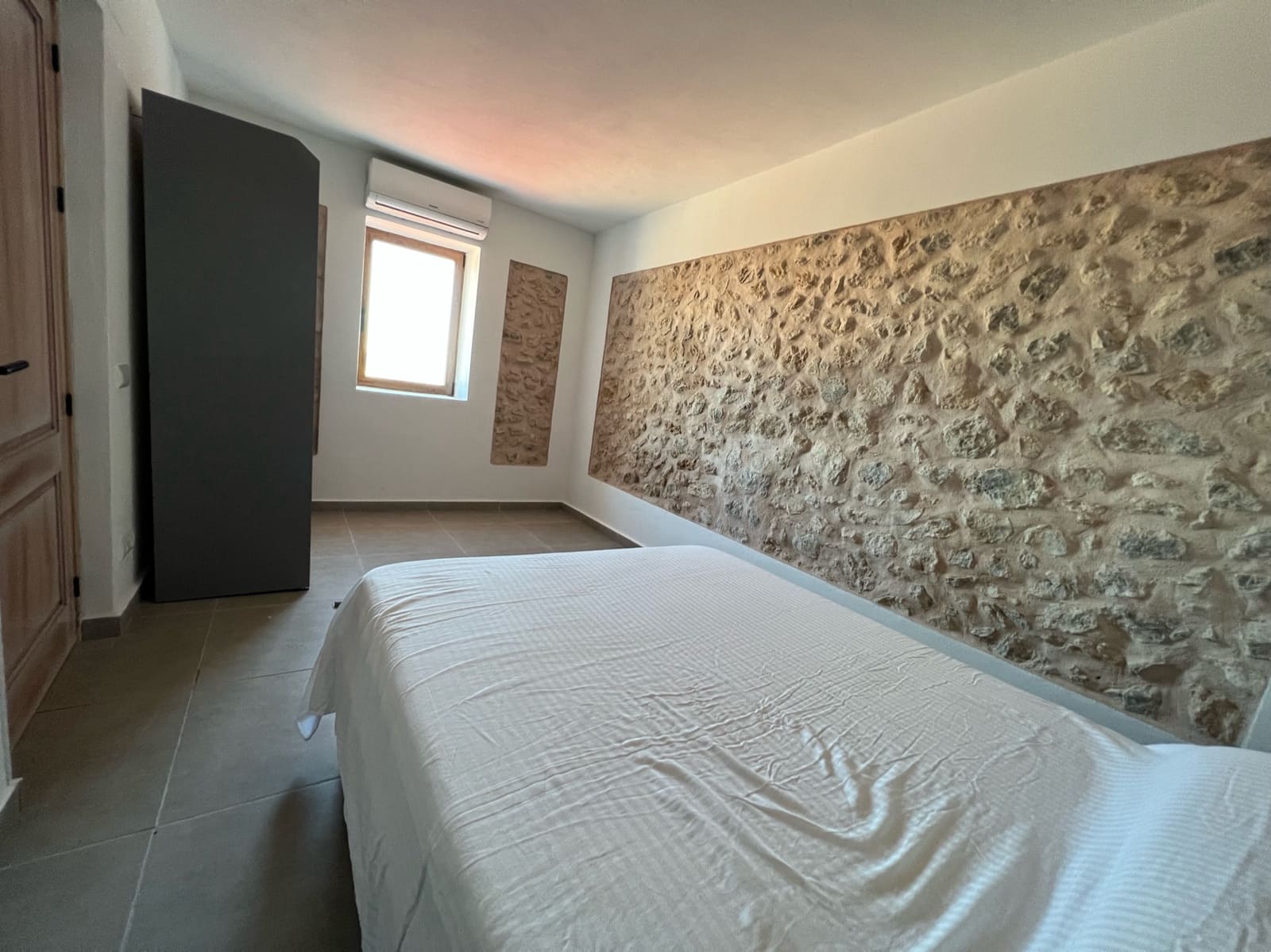 5 bedroom Townhouse for rent in Ibiza / Eivissa town with pool - € 6,200 (Ref: 9603564)