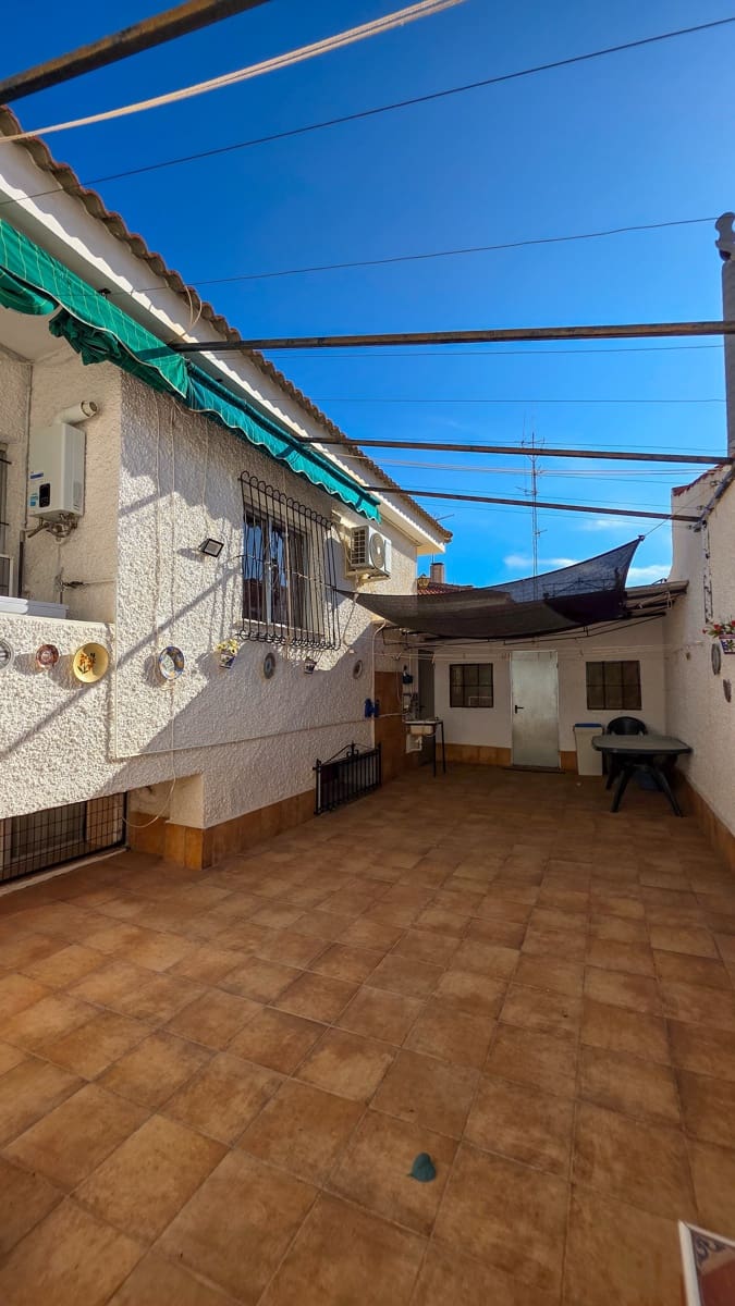 6 camera da letto Villetta a Schiera in vendita in Santiago de la Ribera con garage - 310.000 € (Rif: 9600020)