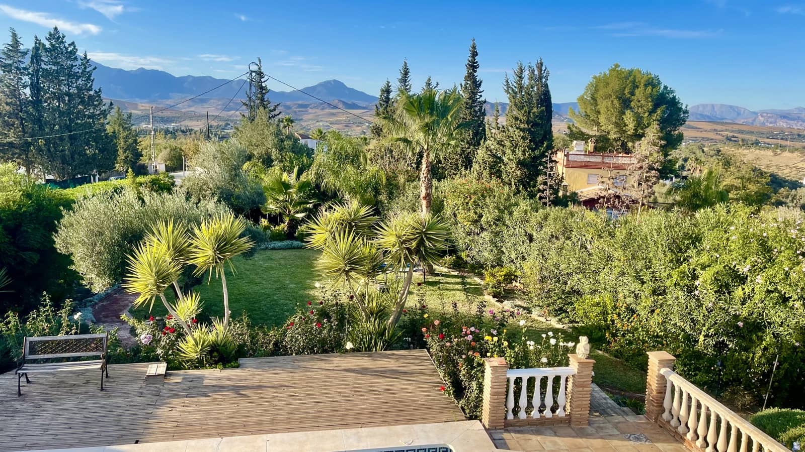 Finca/Herregård til leie i Coin med svømmebasseng garasje - € 2 500 (Ref: 9603426)