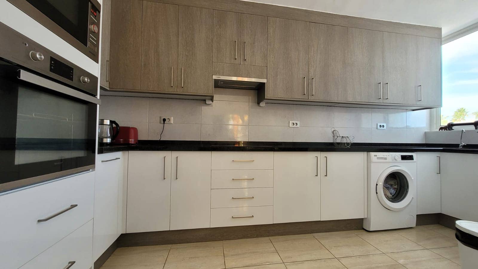 1 bedroom Apartment for sale in Golf del Sur with pool - € 255,000 (Ref: 9727654)