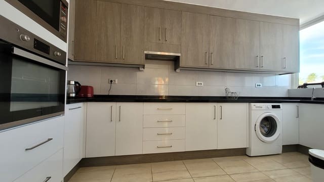 1 soveværelse Lejlighed til salg i Golf del Sur, San Miguel de Abona med swimmingpool - € 255.000 (Ref: 9727654)