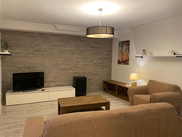 Piso de 9 habitaciones en Muro en venta - 584.000 € (Ref: 9605306)