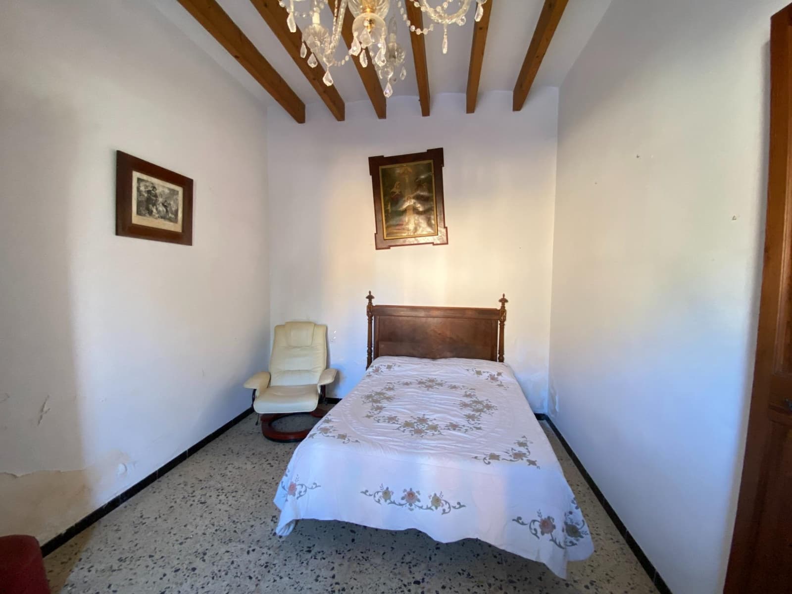 8 soveværelse Byhus til salg i Biniali med garage - € 749.000 (Ref: 9605309)