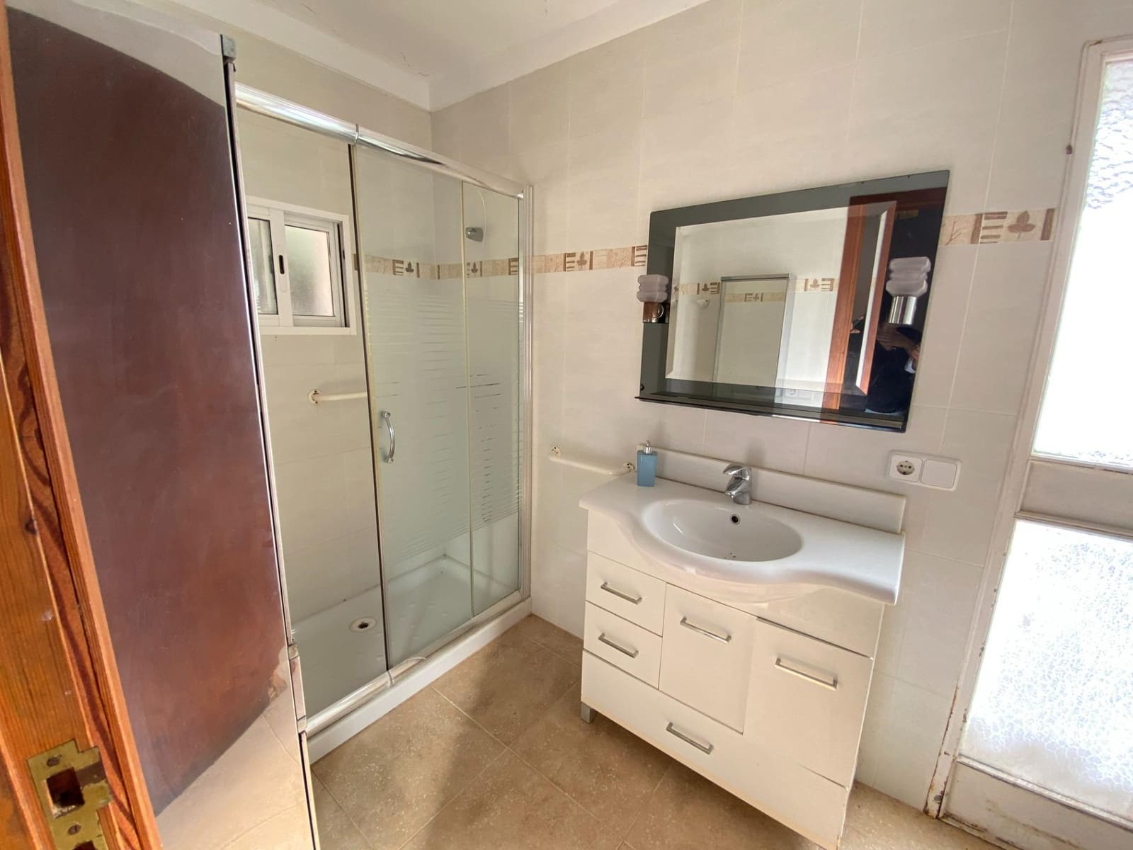 8 soveværelse Byhus til salg i Biniali med garage - € 749.000 (Ref: 9605309)