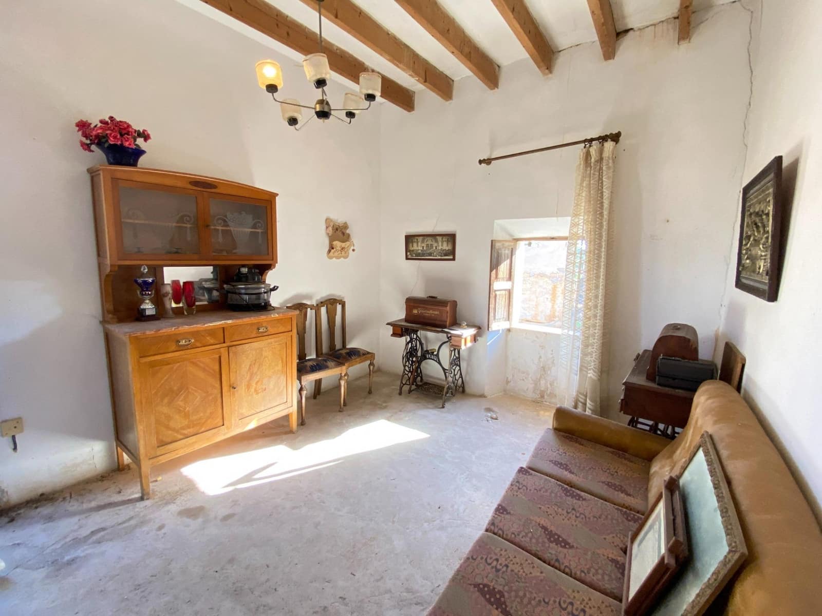 8 soveværelse Byhus til salg i Biniali med garage - € 749.000 (Ref: 9605309)