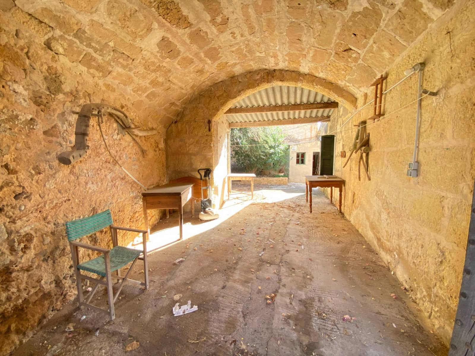 8 soveværelse Byhus til salg i Biniali med garage - € 749.000 (Ref: 9605309)