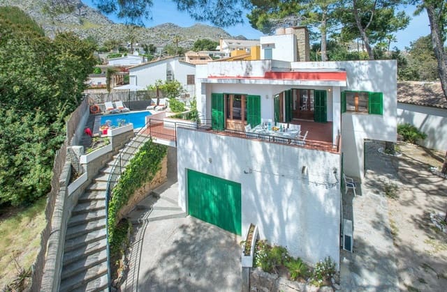 4 bedroom Villa for sale in Cala San Vicente / Cala Sant Vicenç, Pollensa / Pollença with garage - € 920,000 (Ref: 9605310)